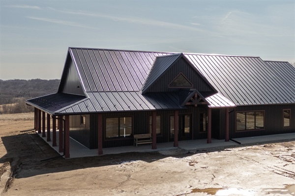 How to Avoid Storm Chasers: Hiring a Legit Roofing Company After Hail